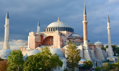 The Hagia Sophia - classical or medieval?