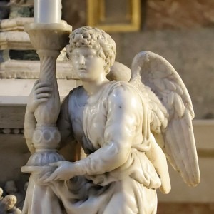 Angel sculpture by Michelangelo